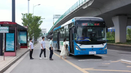 獲8張牌照！中車“智駕”，引領(lǐng)自動駕駛“新浪潮”(圖1)